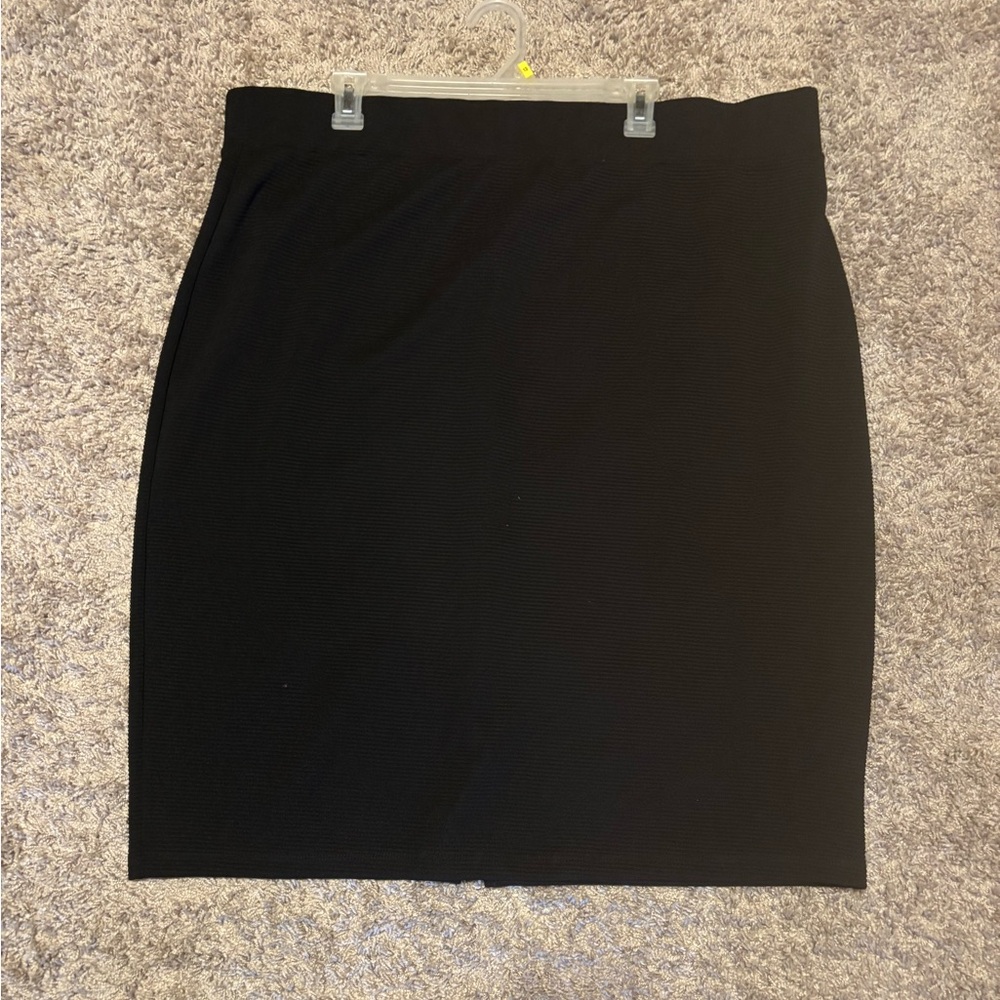 Black Ribbed Pencil Skirt